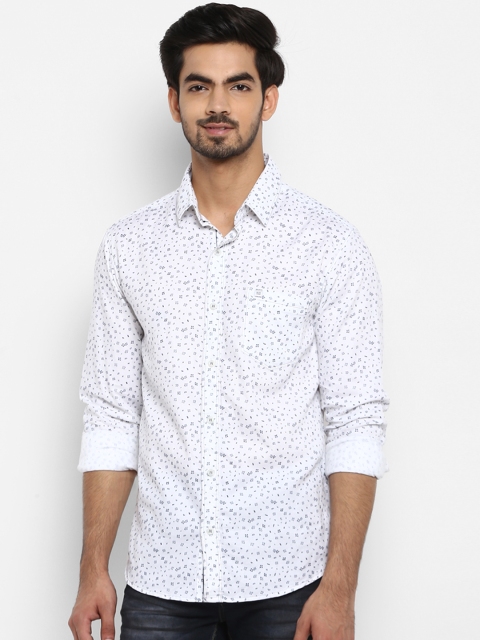 Mufti Men White & Blue Slim Fit Printed Casual Shirt