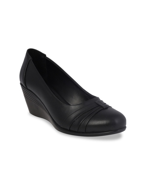 pelle albero Women Black Solid Wedges