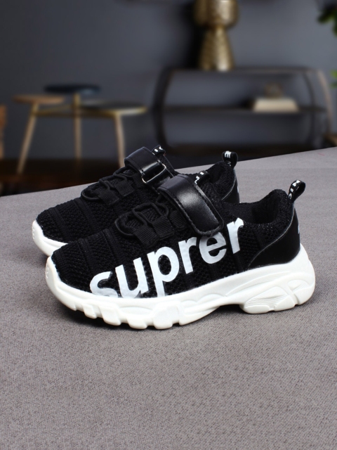Walktrendy Unisex Black Slip-On Sneakers
