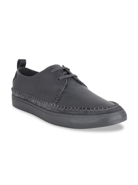 Clarks Men Grey Solid Derbys
Clarks Men Grey Solid Derbys