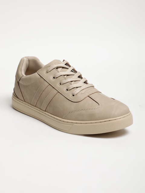 LOCOMOTIVE Men Beige Sneakers