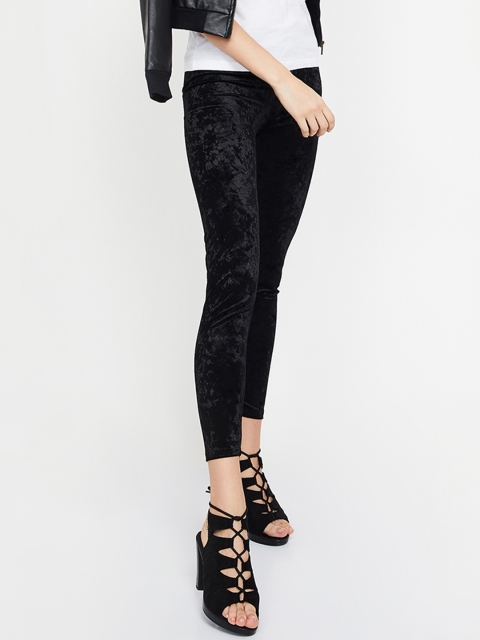 Ginger by Lifestyle Women Black Solid Ankle Length Leggings