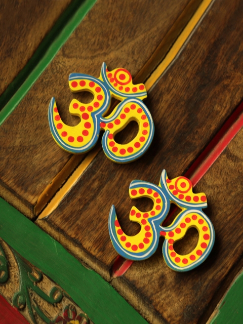 ExclusiveLane Yellow & Blue Set of 2 Hand-Painted Fridge Magnets