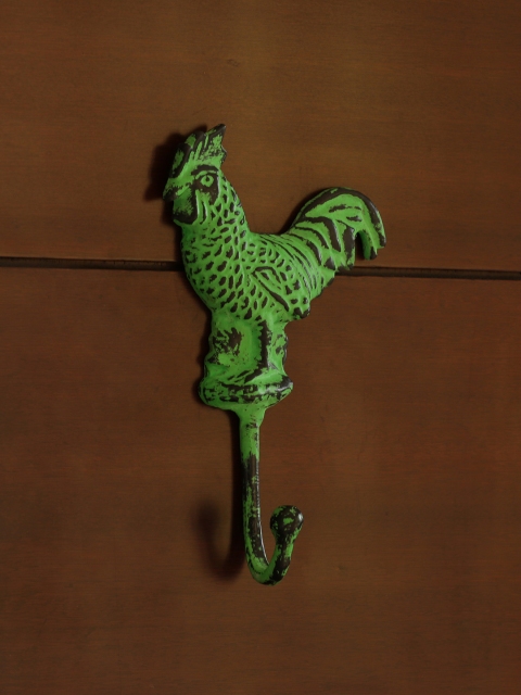 ExclusiveLane 'The Virescent Rooster' Rustic Aluminium Wall Decor & Wall Hook (8 Inch), Green
ExclusiveLane 'The Virescent Rooster' Rustic Aluminium Wall Decor & Wall Hook (8 Inch), Green