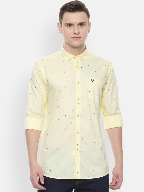 Solly Jeans Co. Men Yellow Regular Fit Printed Casual Shirt
