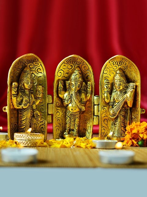 Archies Unisex Gold-Toned Ganesha Saraswati Laxmi Set, Copper