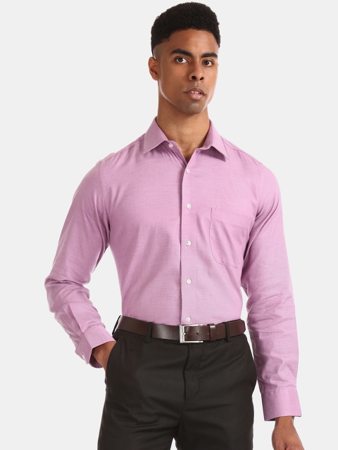 Arrow Men Pink Regular Fit Solid Formal Shirt