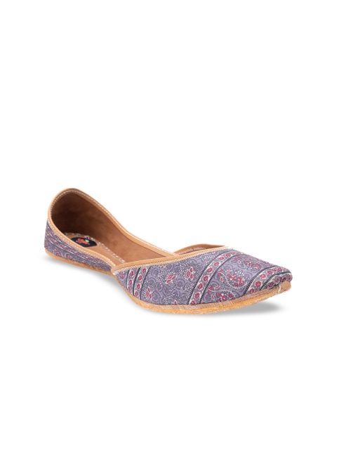 Jivaana Women Grey Woven Design Leather Mojaris