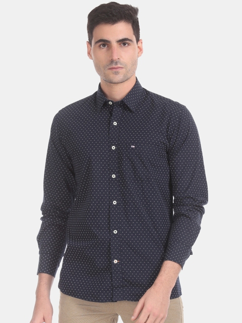 Arrow Sport Men Blue & White Regular Fit Printed Casual Shirt