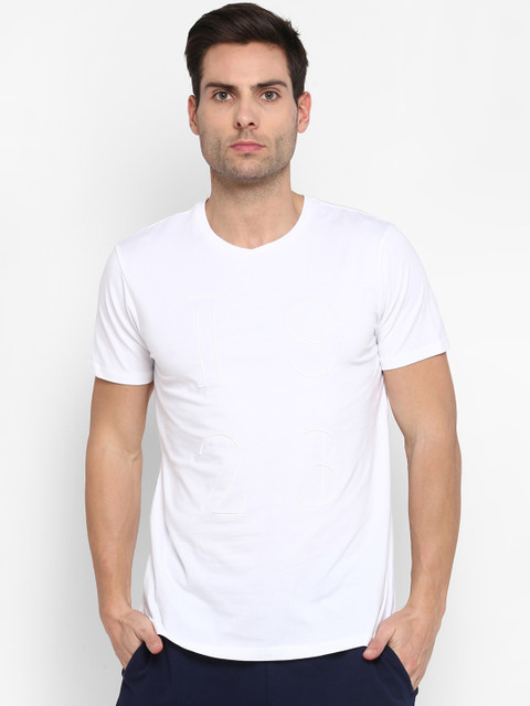 hummel Men White Solid Round Neck T-shirt
hummel Men White Solid Round Neck T-shirt