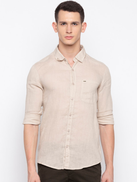 SPYKAR Men Beige Slim Fit Solid Casual Shirt 
SPYKAR Men Beige Slim Fit Solid Casual Shirt