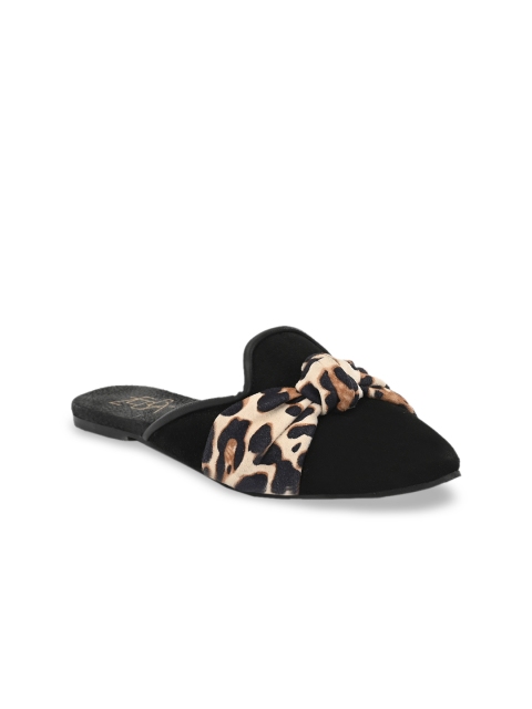 Zebba Women Black Printed Flats
