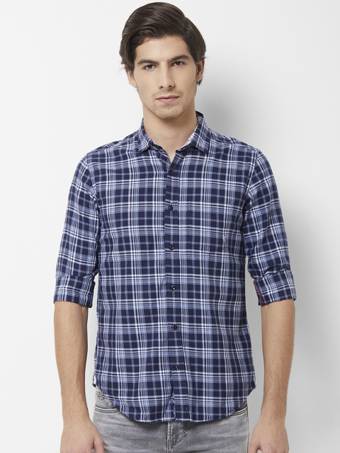 Killer Men Navy Blue & Off-White Regular Fit Checked Casual Shirt