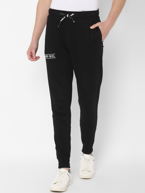 SKULT by Shahid Kapoor Men Black Solid Straight Fit Joggers