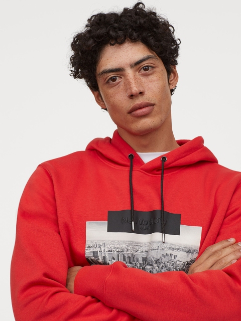 H&M Men Red Printed Hooded Top