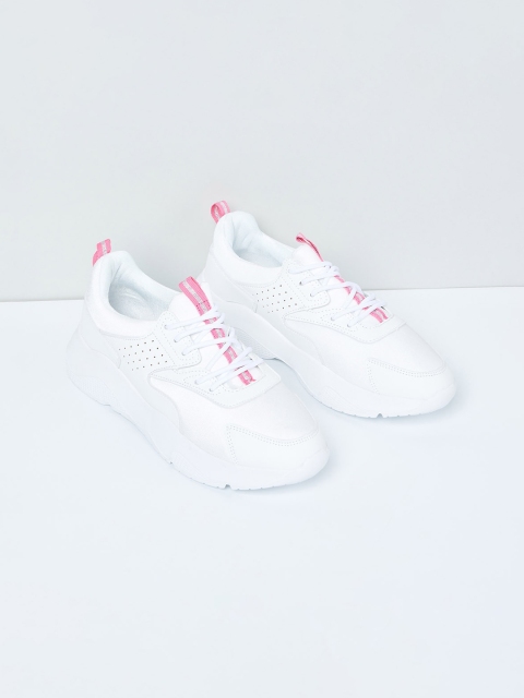 max Women White Solid Sneakers