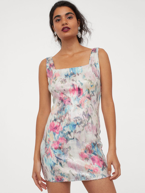 H&M Women White Printed Fitted Sequined Dress
H&M Women White Printed Fitted Sequined Dress