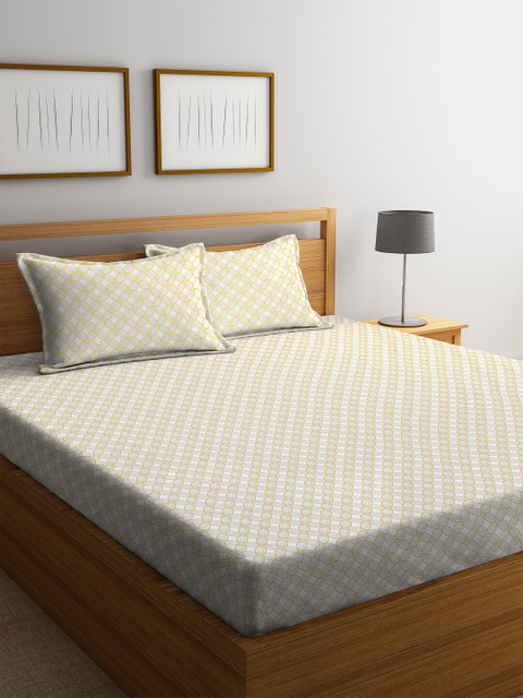 Trident Cream-Coloured & Yellow Geometric 144 TC Cotton 1 Queen Bedsheet with 2 Pillow Covers
Trident Cream-Coloured & Yellow Geometric 144 TC Cotton 1 Queen Bedsheet with 2 Pillow Covers