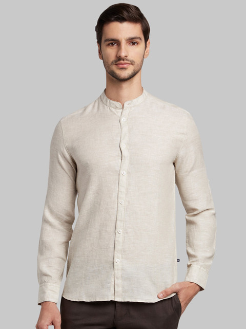 Parx Men Beige Slim Fit Solid Casual Shirt 
Parx Men Beige Slim Fit Solid Casual Shirt
