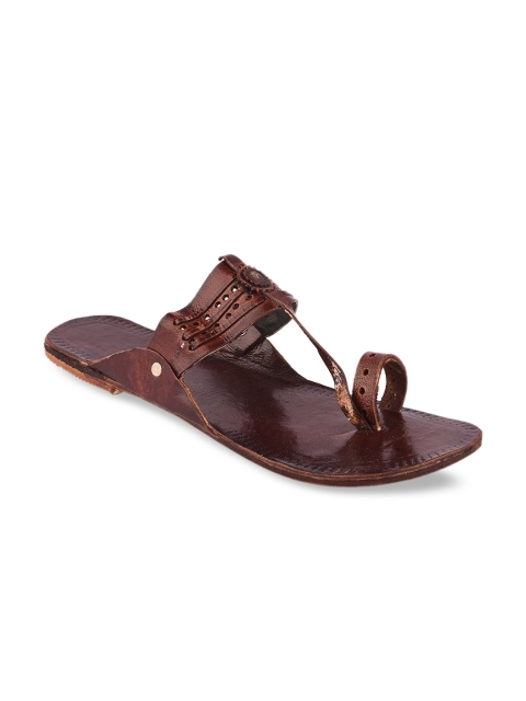DESI COLOUR Women Brown Embellished Leather One Toe Flats