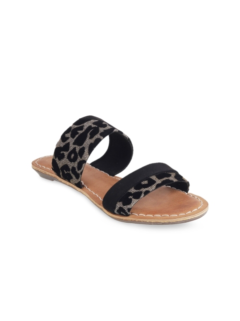 Catwalk Women Black Printed Mules