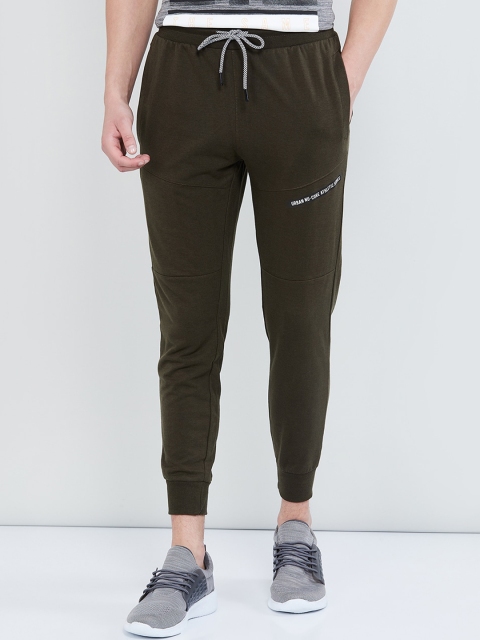 max Men Green Solid Straight-Fit Joggers