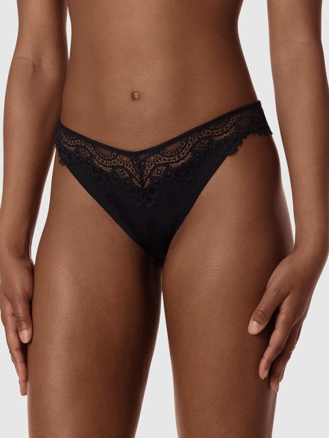 La Senza Women Black Lace Bikini Briefs 11152304-03YZ