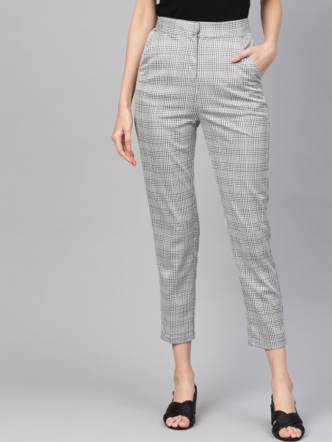 RUNWAYIN Women Grey & Black Tapered Fit Checked Cropped Cigarette Trousers