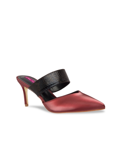 Sole To Soul Women Maroon & Black Solid Pumps