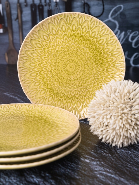GOODHOMES Set of 4 Stoneware Snacks Plates, Green