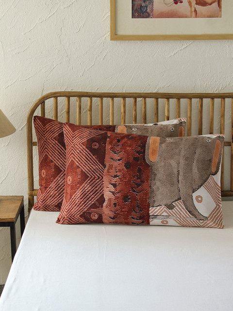 House This Set Of 2 Brown & Maroon Abstract Printed Hathiraja Pillow Covers
House This Set Of 2 Brown & Maroon Abstract Printed Hathiraja Pillow Covers