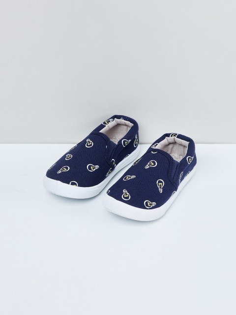 max Boys Navy Blue Printed Slip-On Sneakers