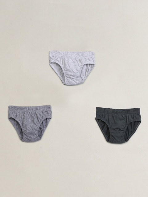max Boys Pack Of 3 Solid Basic Briefs S19FIN17, Grey
max Boys Pack Of 3 Solid Basic Briefs S19FIN17, Grey