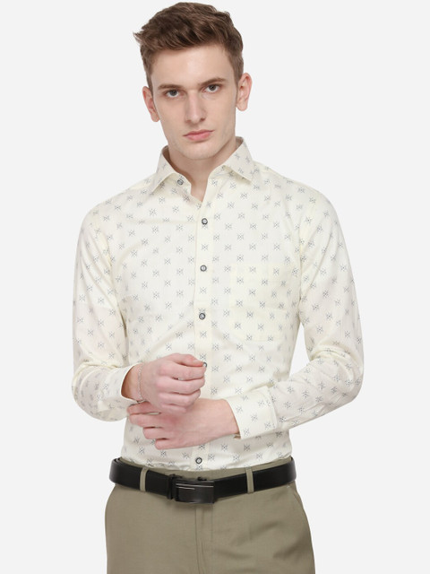 Greenfibre Men Cream & Black Slim Fit Printed Formal Shirt 
Greenfibre Men Cream & Black Slim Fit Printed Formal Shirt
