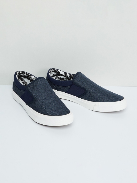 max Men Blue Slip-On Denim Sneakers