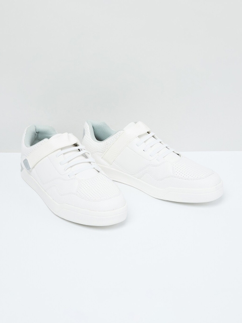 max Men White Sneakers