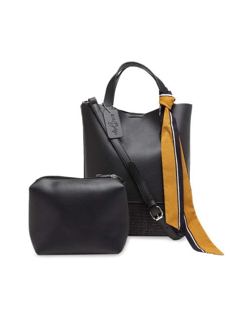 MIO Borsa Black Solid Handheld Bag With Pouch