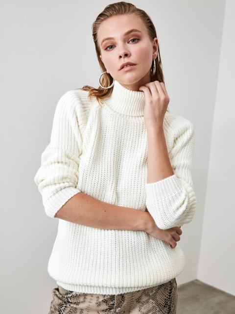 TRENDYOL COLLECTION Women Off-White Self Design Pullover Sweater