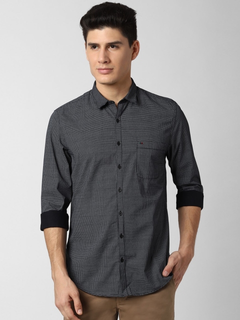 Peter England Casuals Men Grey Regular Fit Checked Casual Shirt