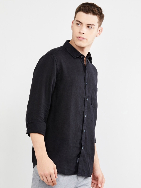 max Men Black Regular Fit Solid Casual Shirt