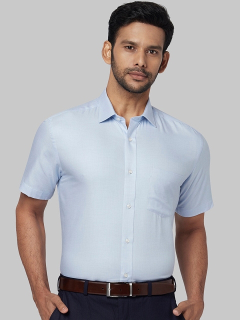 Park Avenue Men Blue Regular Fit Solid Formal Shirt