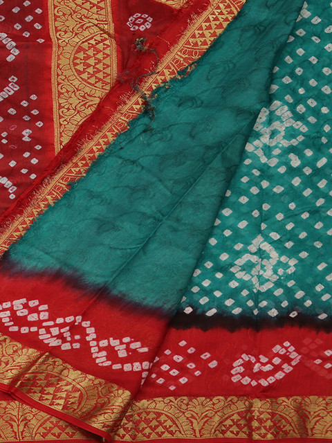 Pothys Green & Red Art Silk Printed Bandhani Saree
Pothys Green & Red Art Silk Printed Bandhani Saree