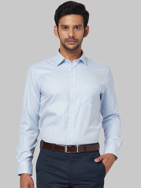 Park Avenue Men Blue Regular Fit Solid Formal Shirt