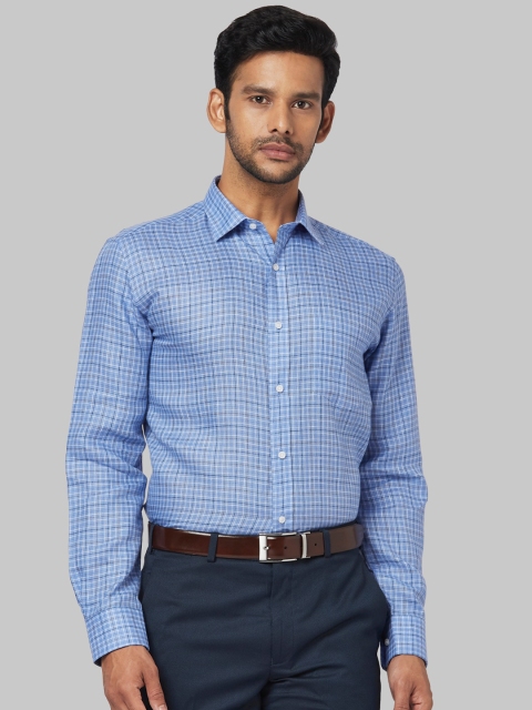Park Avenue Men Blue Regular Fit Checked Formal Shirt