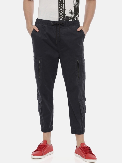 Breakbounce Men Black Solid Cargo Joggers
