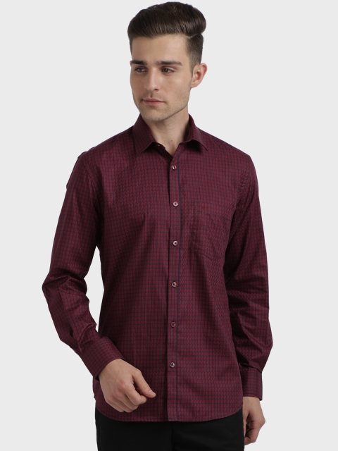 ColorPlus Men Red & Navy Blue Regular Fit Printed Casual Shirt