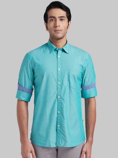 Parx Men Green Regular Fit Solid Casual Shirt
