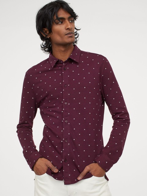H&M Men Maroon Printed Muscle Fit Shirt