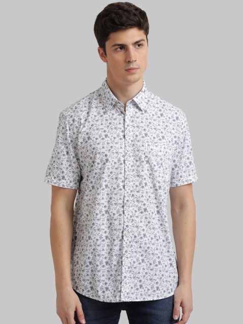 Parx Men White & Grey Regular Fit Printed Casual Shirt