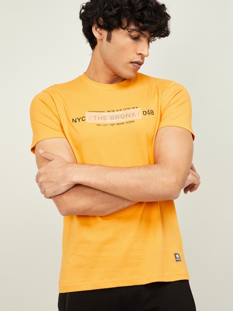 Bossini Men Yellow Printed Round Neck T-shirt